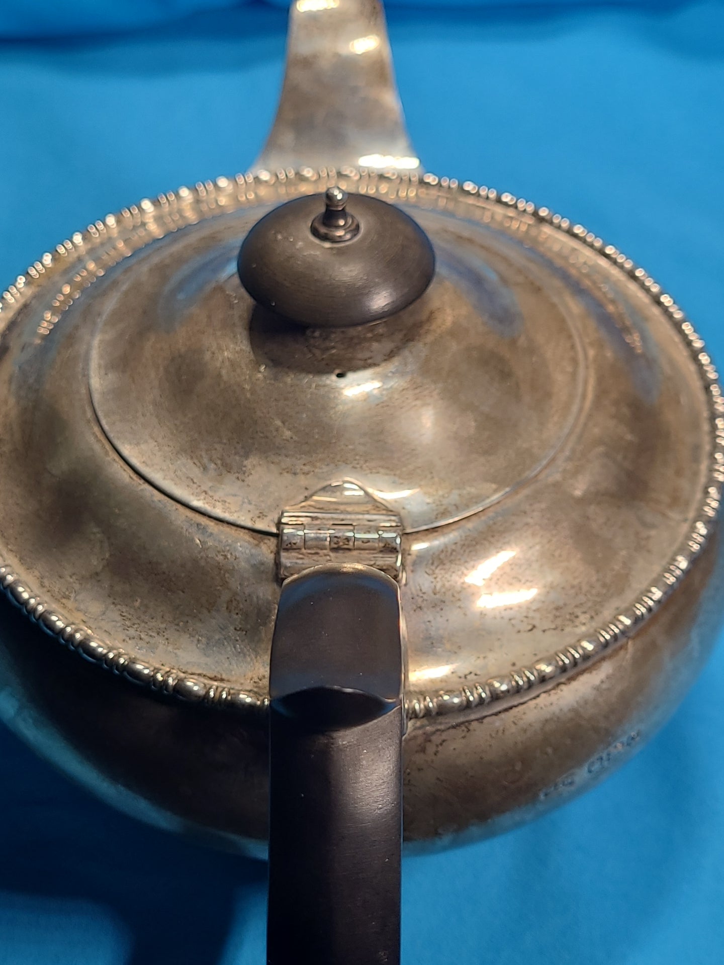 SILVER Hallmarked Walker & Hall Teapot 641g Sheffield 1949 Georgian Style