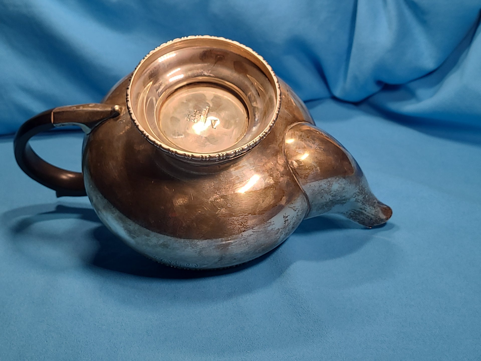 SILVER Hallmarked Walker & Hall Teapot 641g Sheffield 1949 Georgian Style