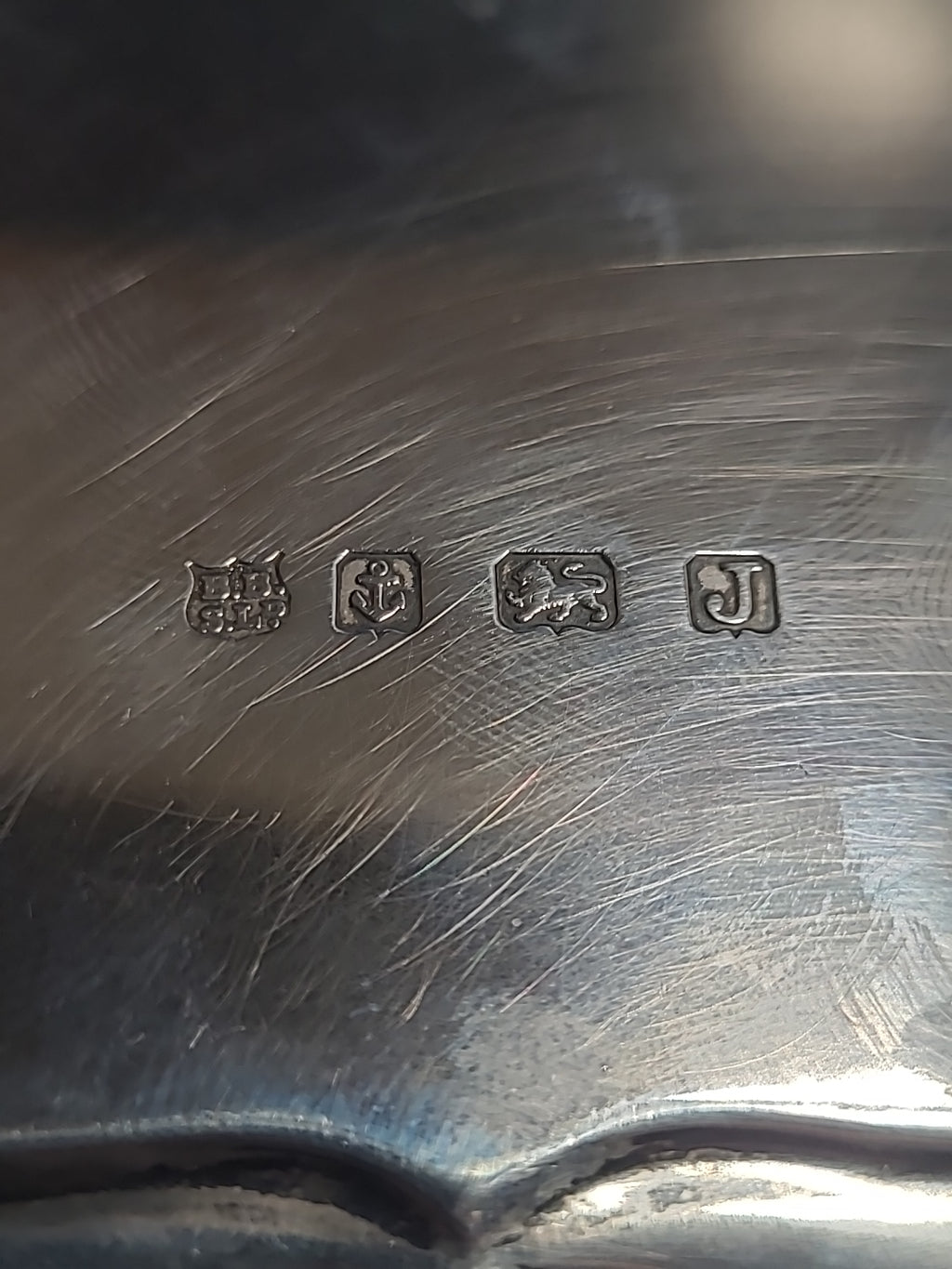 Solid Silver Footed Waiter ,1933 , Baker Brothers Silver LTD , Birmingham, 537 g