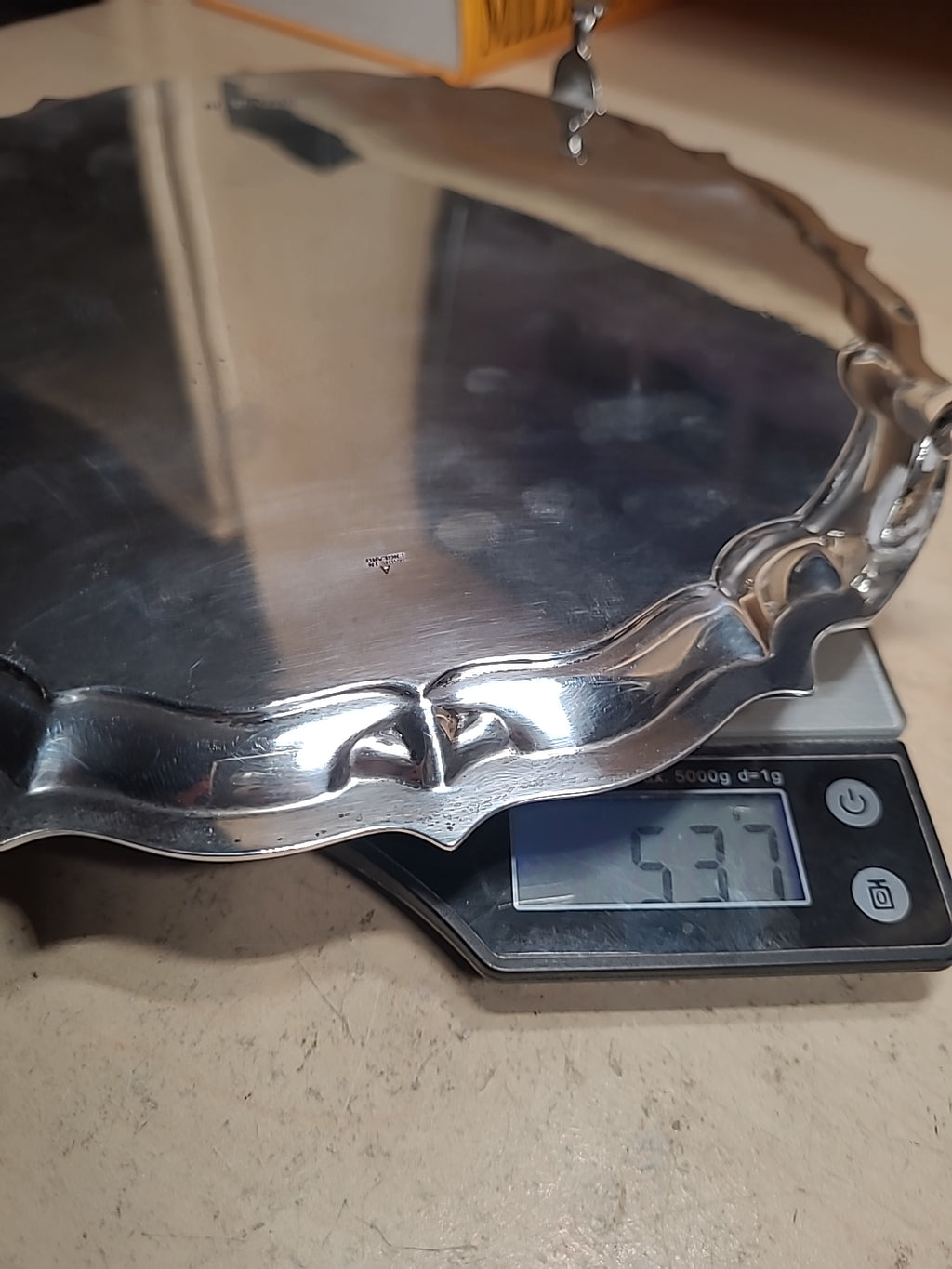 Solid Silver Footed Waiter ,1933 , Baker Brothers Silver LTD , Birmingham, 537 g