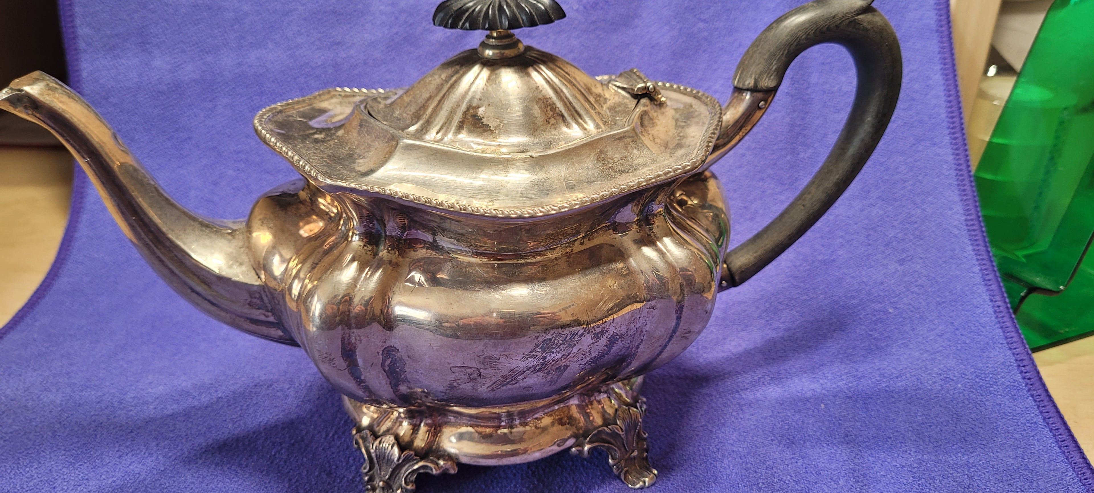 SOLID SILVER hallmarked TEA POT - 1908 Birmingham , 423g