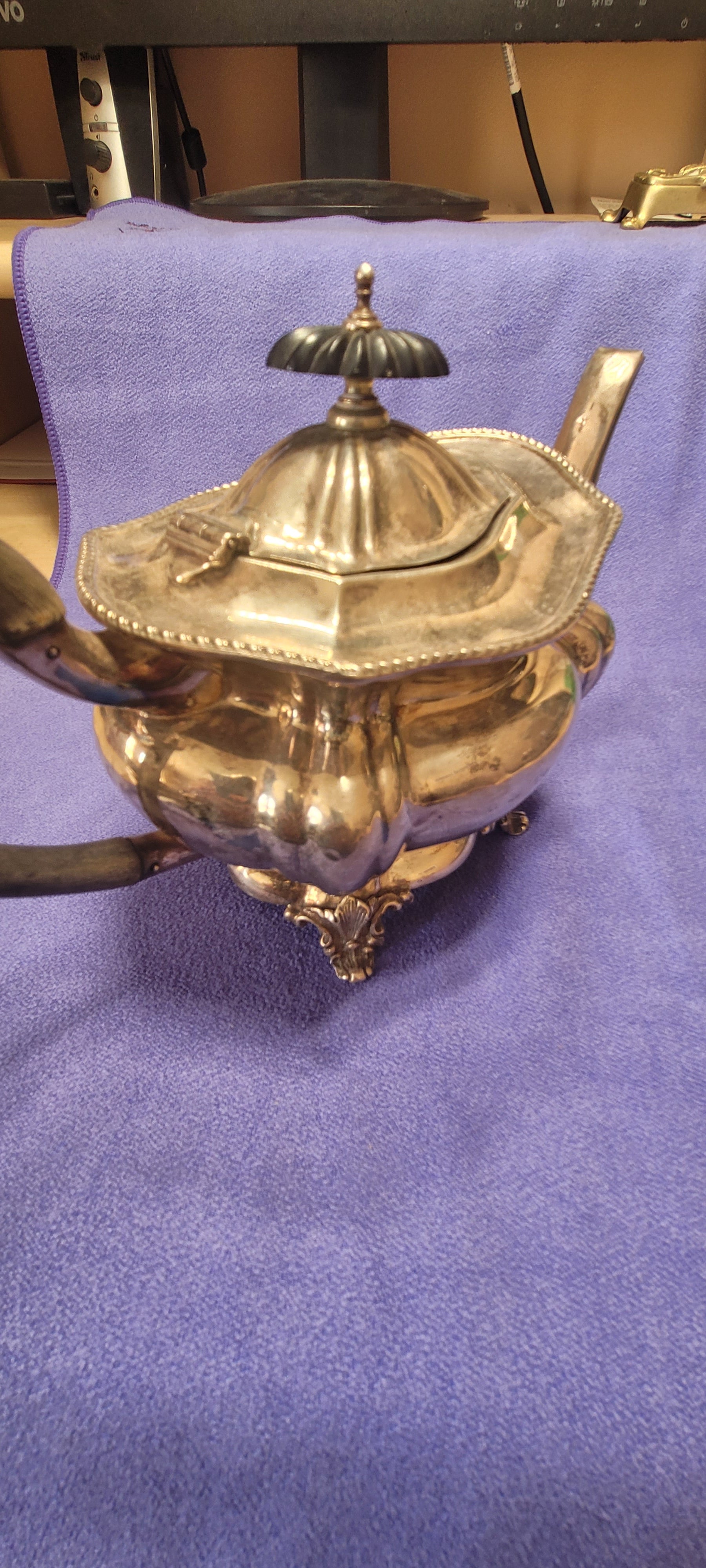 SOLID SILVER hallmarked TEA POT - 1908 Birmingham , 423g