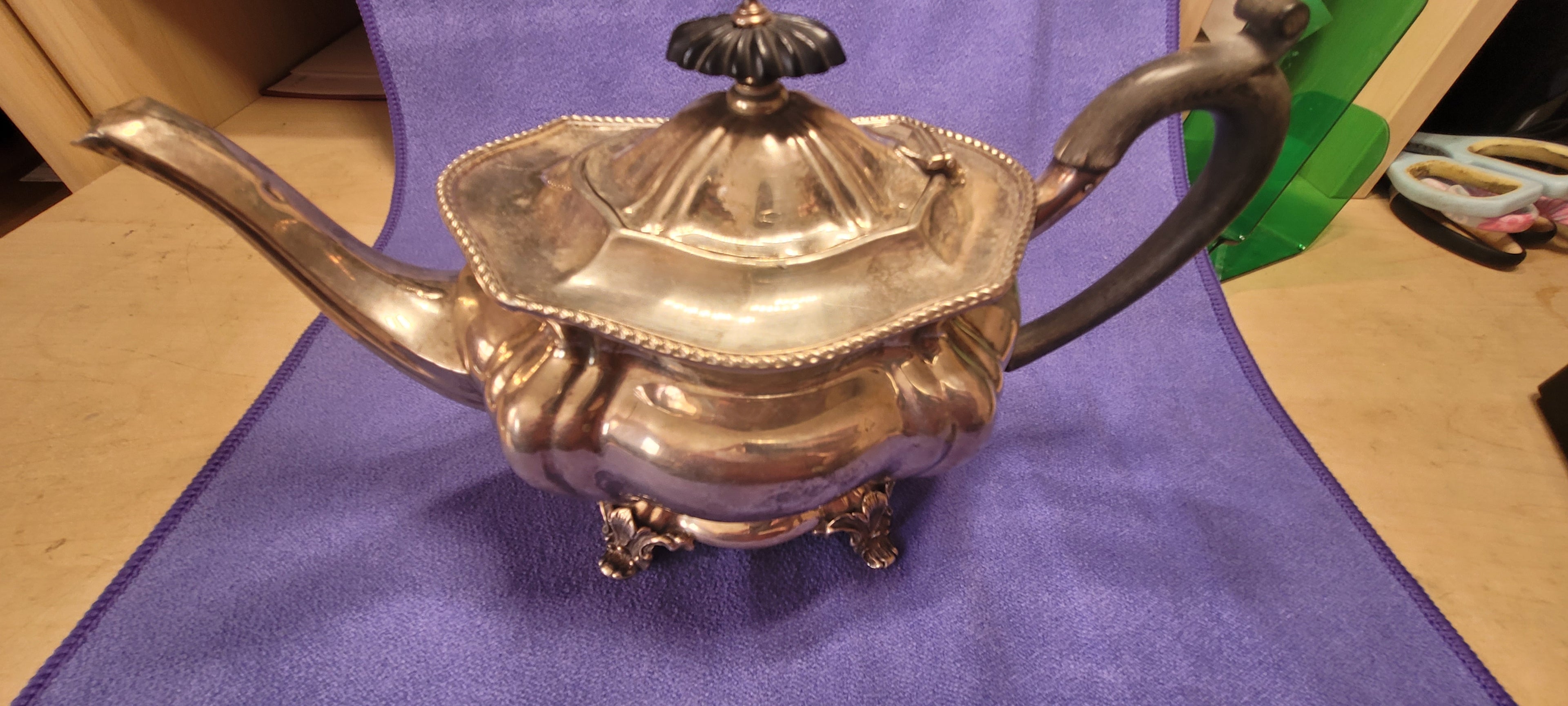 SOLID SILVER hallmarked TEA POT - 1908 Birmingham , 423g