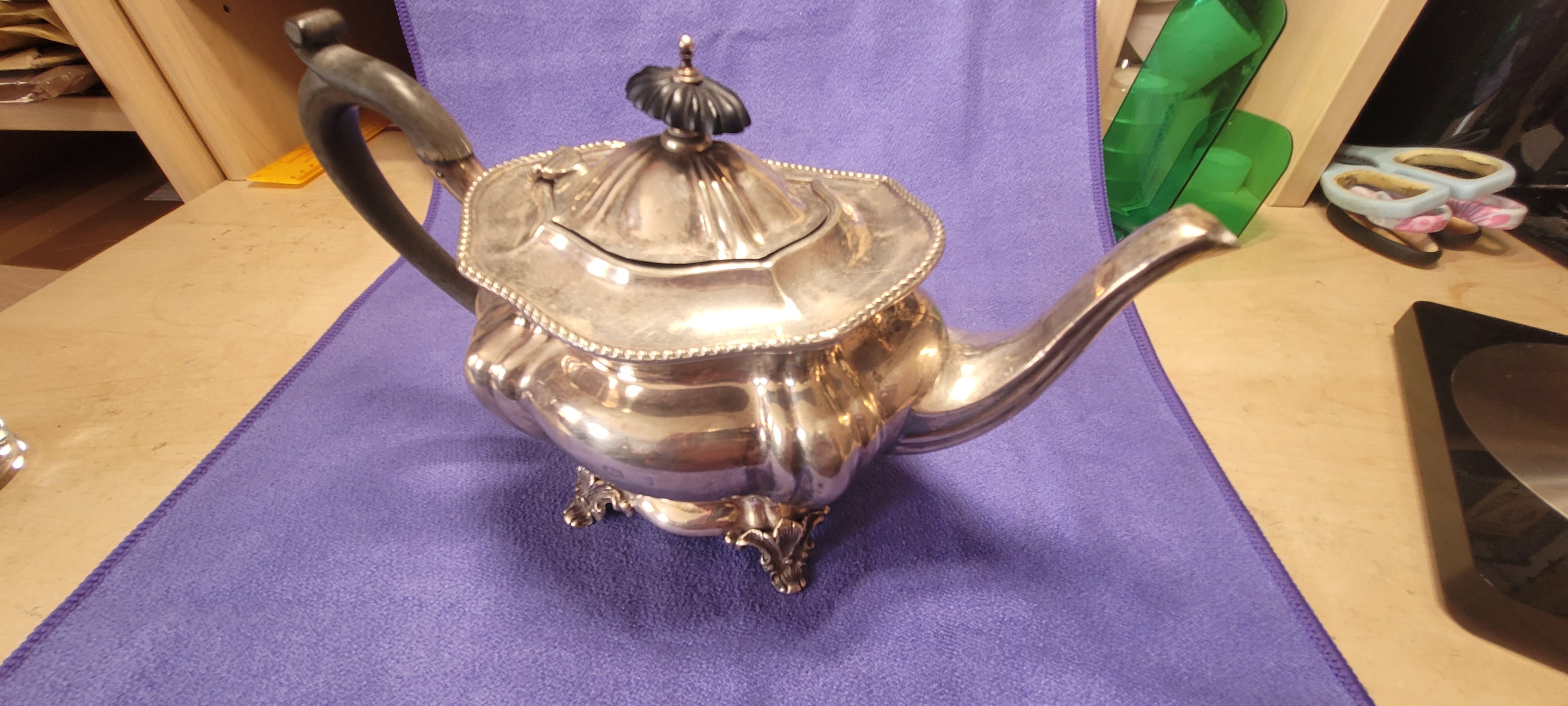 SOLID SILVER hallmarked TEA POT - 1908 Birmingham , 423g