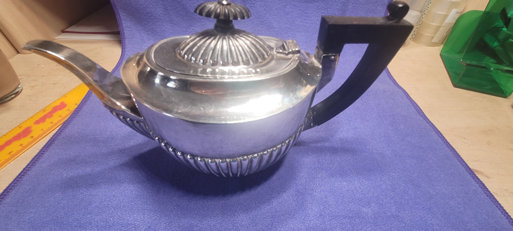 Sterling Silver Teapot, Birmingham, 348g, 1905, W Eaves & Co