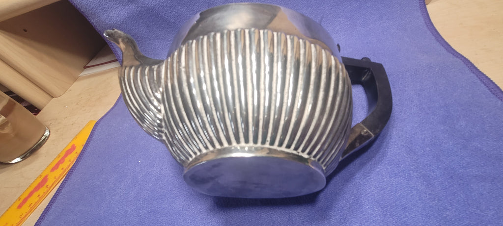 Sterling Silver Teapot, Birmingham, 348g, 1905, W Eaves & Co
