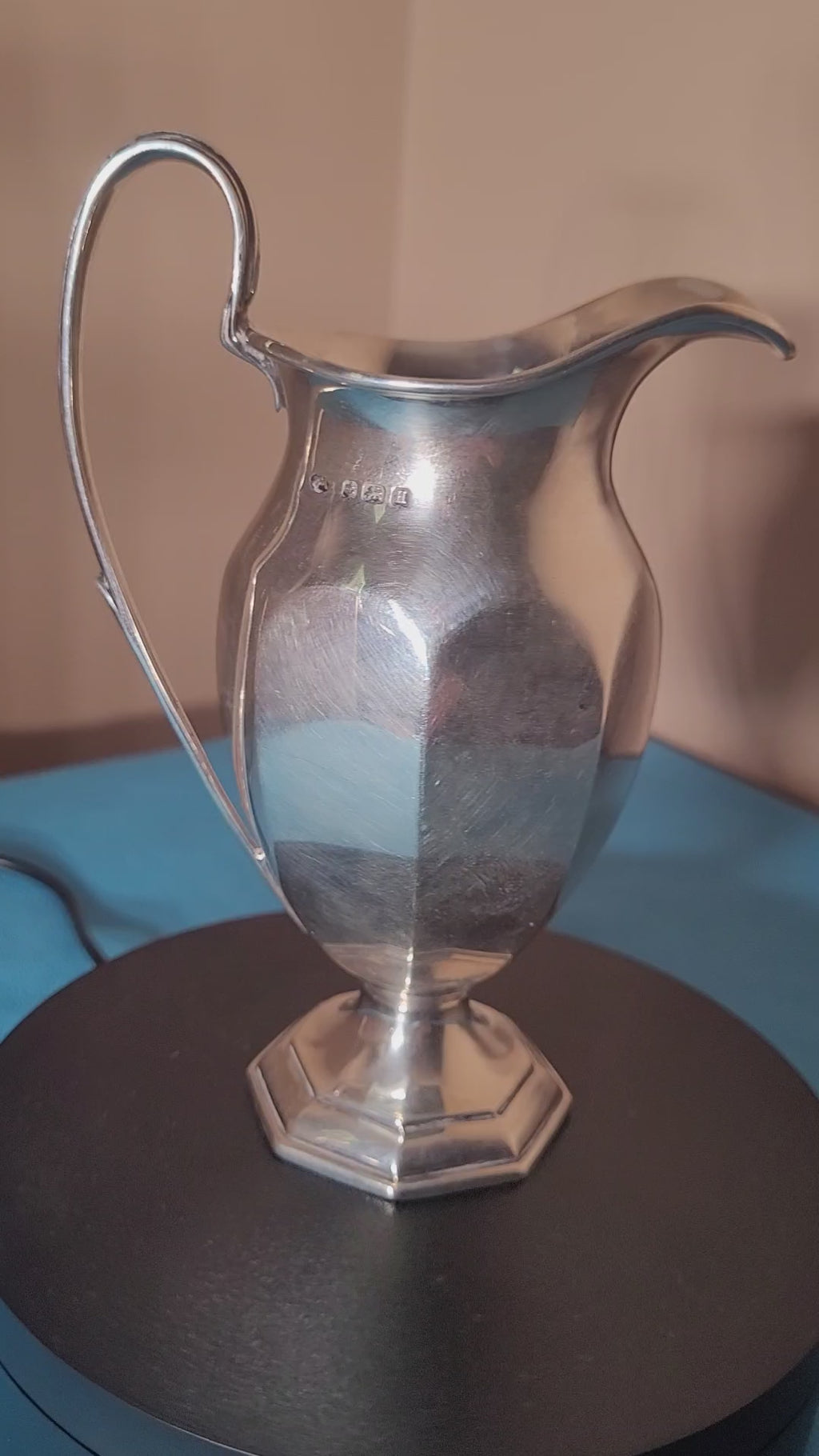 Cream Jug by Adie Brothers Ltd , Birmingham , 1932 , 129g