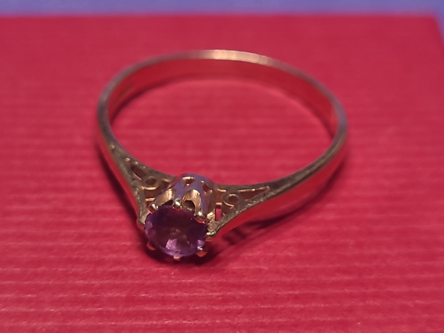 9ct Yellow Gold Vintage Amethyst Ring Hallmarked Single Stone Size M UK