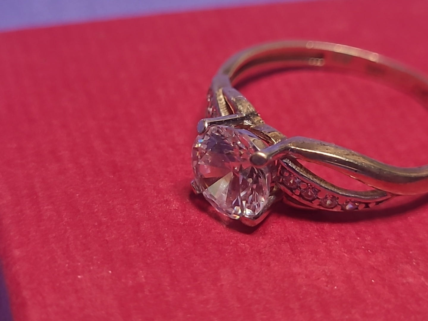 STUNNING LADIES 9CT GOLD 375 RING SIZE M 1/2 CUBIC ZIRCONIA JEWELLERY