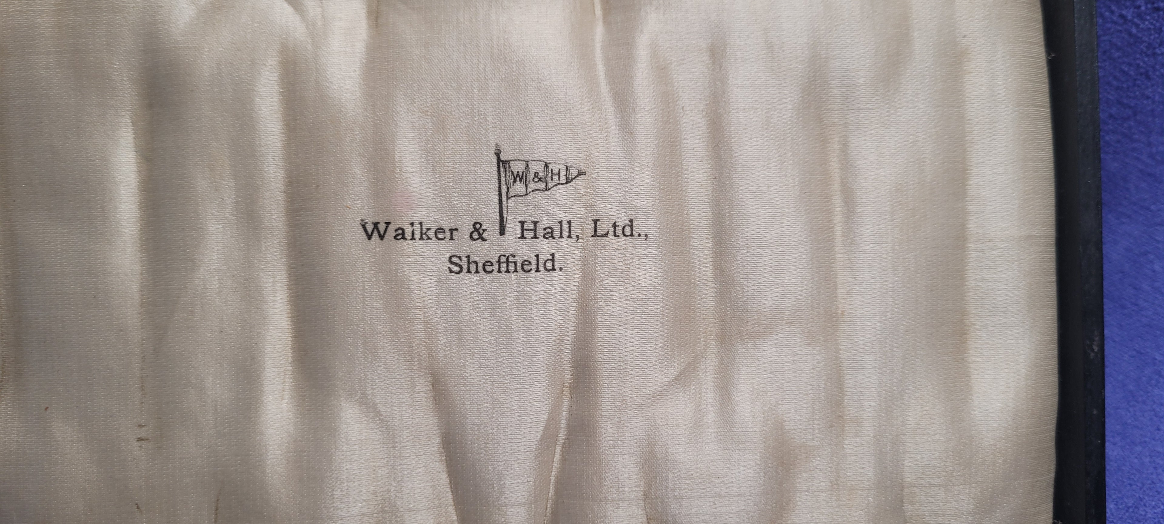 Antique Cased Solid Silver Spoon & Tong Set Walker & Hall 1923 98g