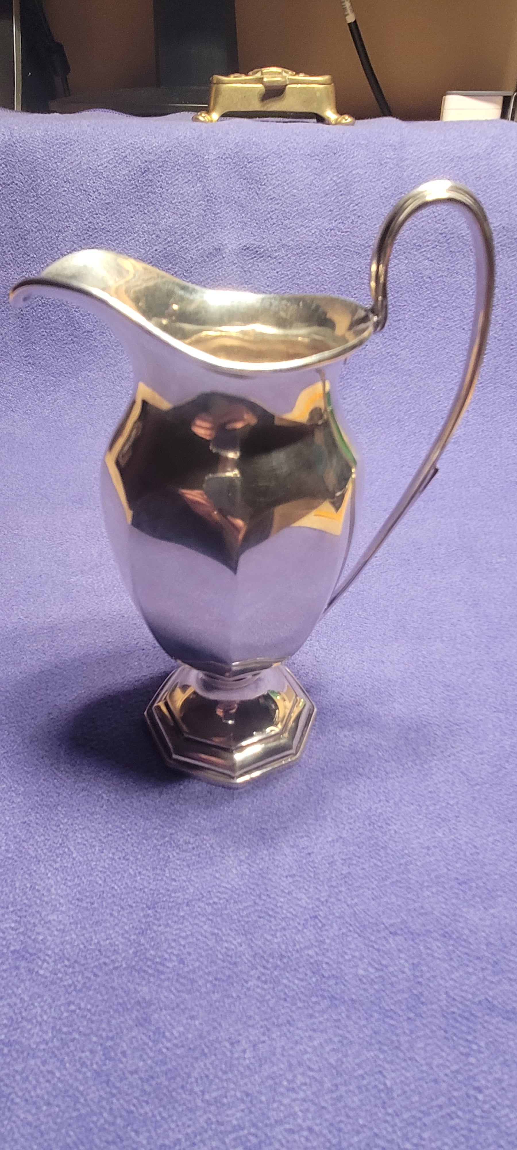 Cream Jug by Adie Brothers Ltd , Birmingham , 1932 , 129g