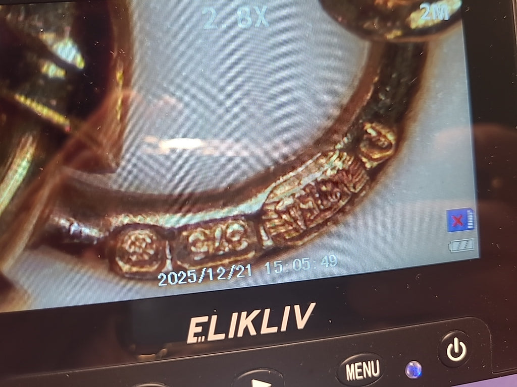 9ct 375 Yellow Gold Pendant With 9ct Gold Chain Hallmarked 5.93g