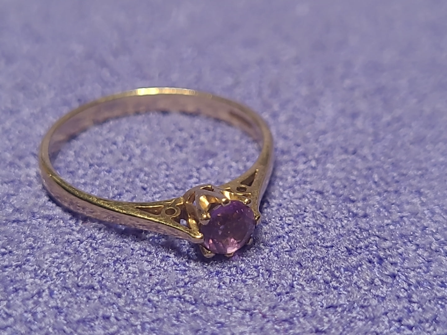 9ct Yellow Gold Vintage Amethyst Ring Hallmarked Single Stone Size M UK