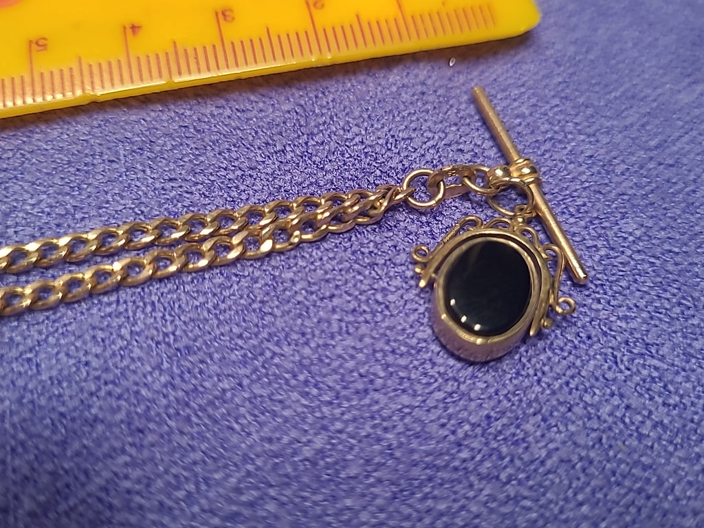 9ct Gold Onyx & Bloodstone Fob Pendant With Chain Hallmarked 7.5g