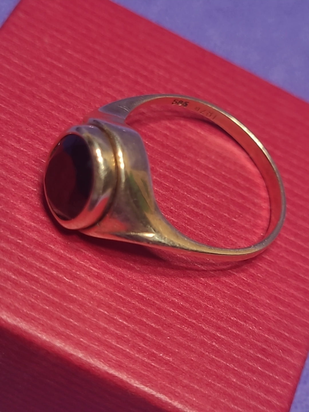 Vintage 14k Yellow Gold Garnet Ring Size P 1/2 Stamped 4.16g