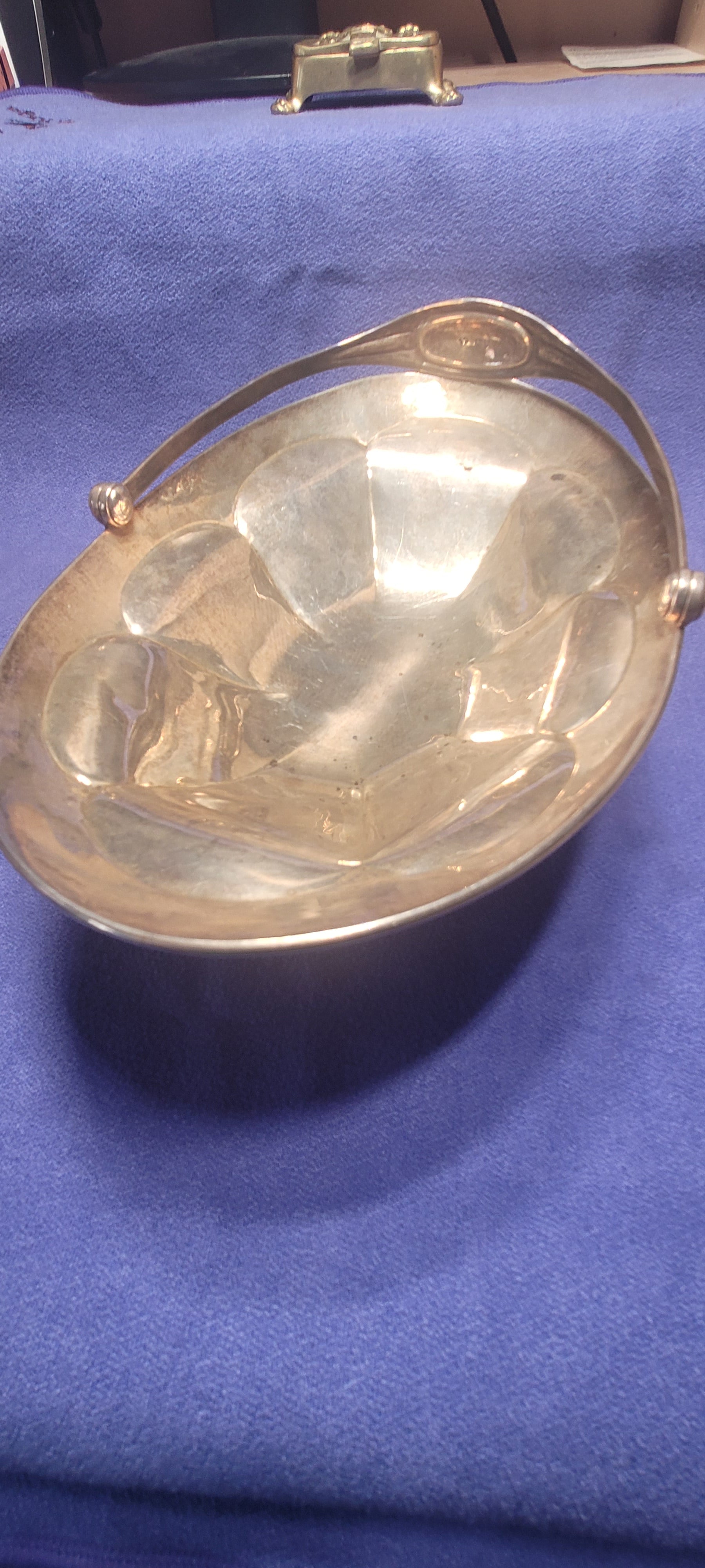 Solid Silver Fruit Handled Basket,Holland Aldwinckle & Slater,London,344g ,1909