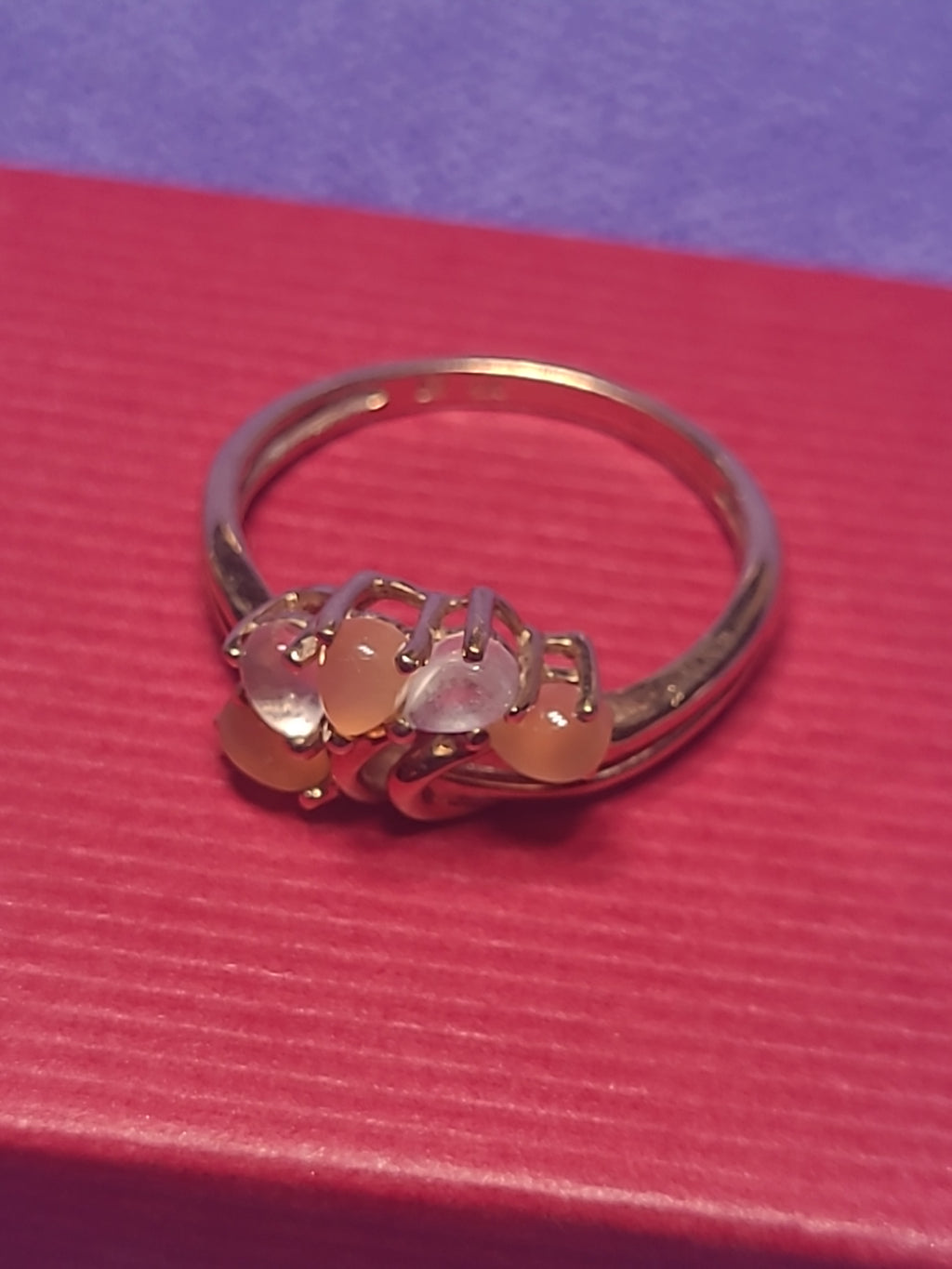 9ct Gold Two-Tone Moonstone Floral Ring Size M 1/2 Hallmarked Superb Condition