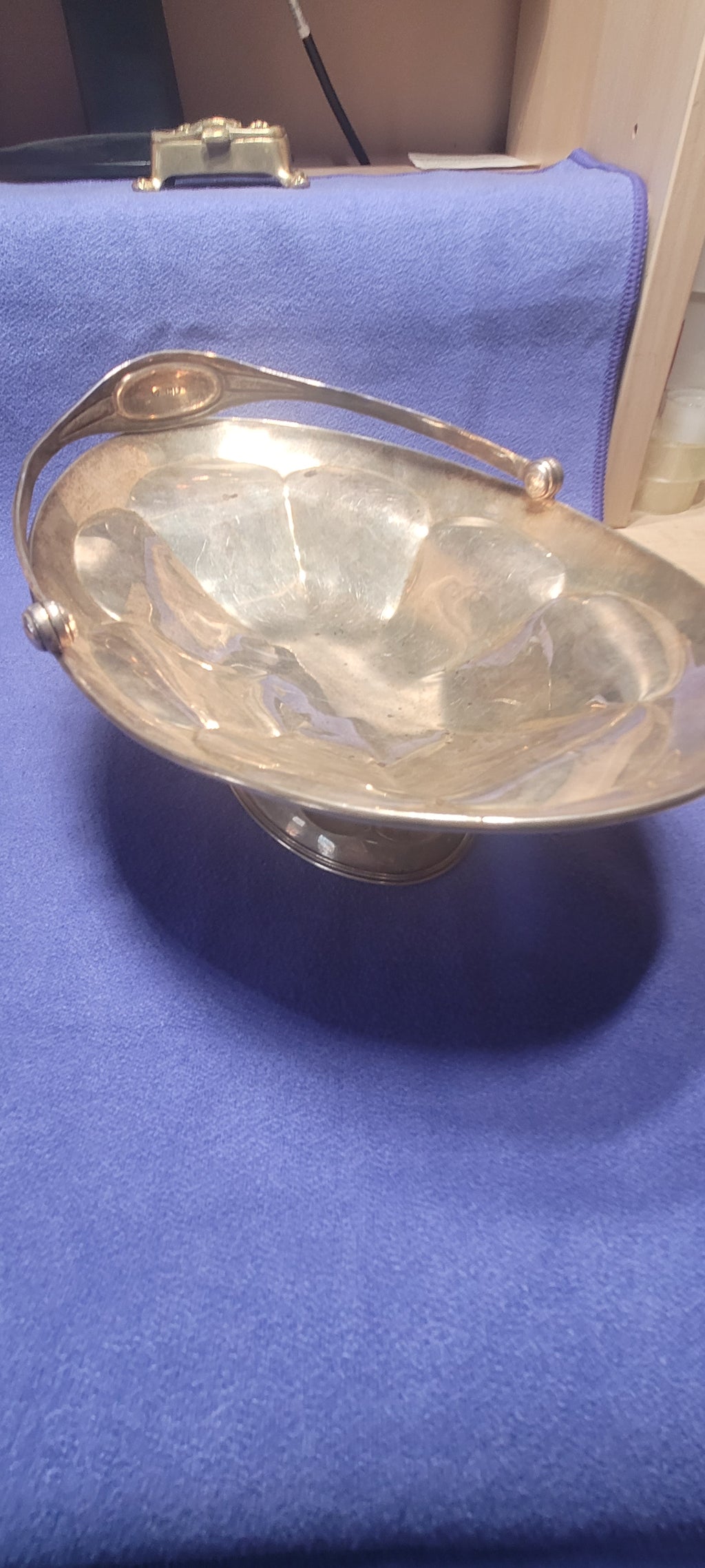 Solid Silver Fruit Handled Basket,Holland Aldwinckle & Slater,London,344g ,1909
