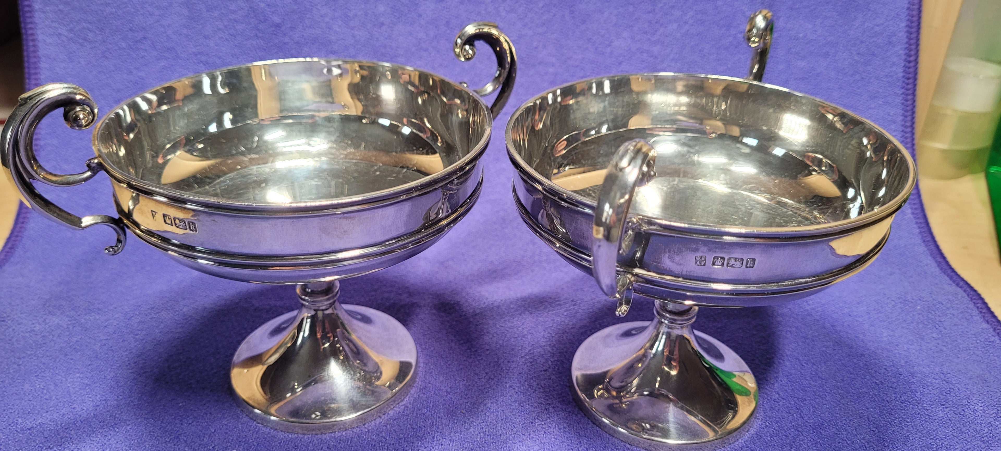 PAIR SOLID SILVER HANDLED PEDESTAL BOWLS FORDHAM & FAULKNER SHEFFIELD 1902 388g