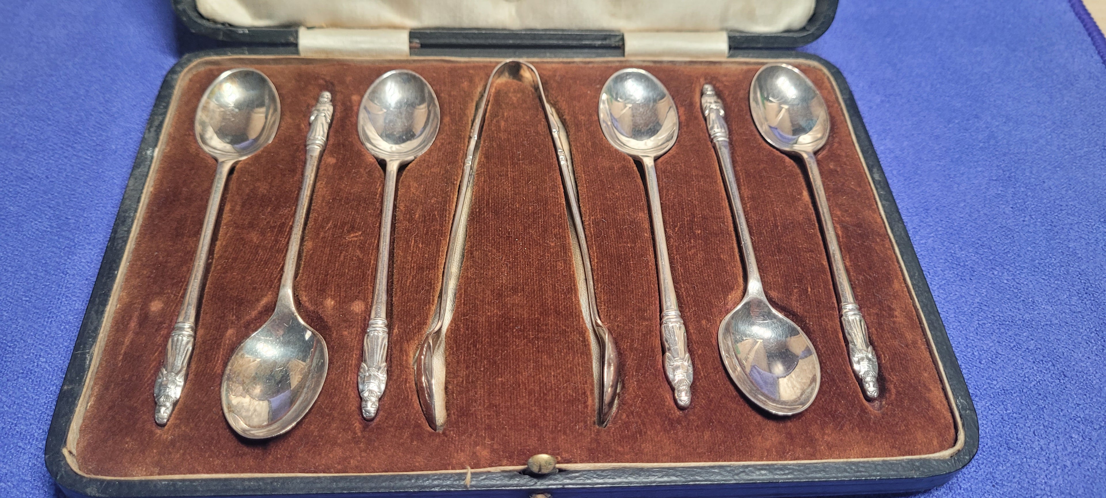 Antique Cased Solid Silver Spoon & Tong Set Walker & Hall 1923 98g